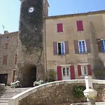 לינה וארוחת בוקר Chez Catherine