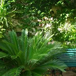 Chez Catherine לינה וארוחת בוקר 3*
